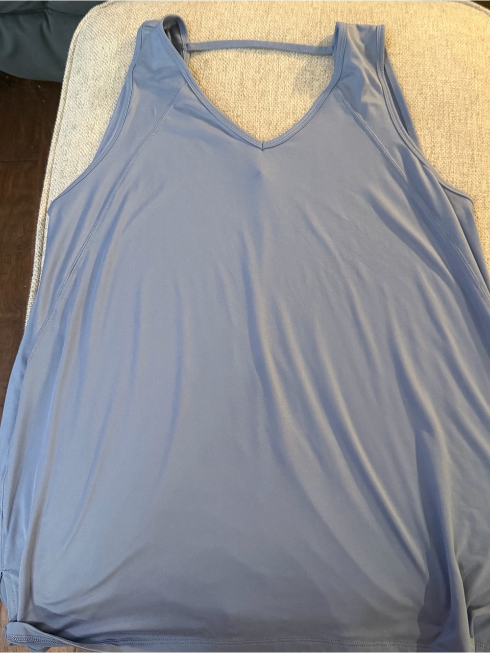 Livi Active Periwinkle V-Neck Athletic Tank Size 14/16